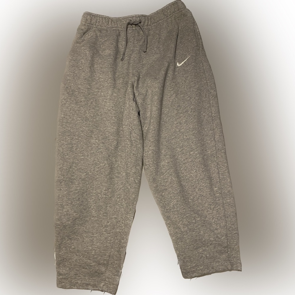 NIKE SWEATS
